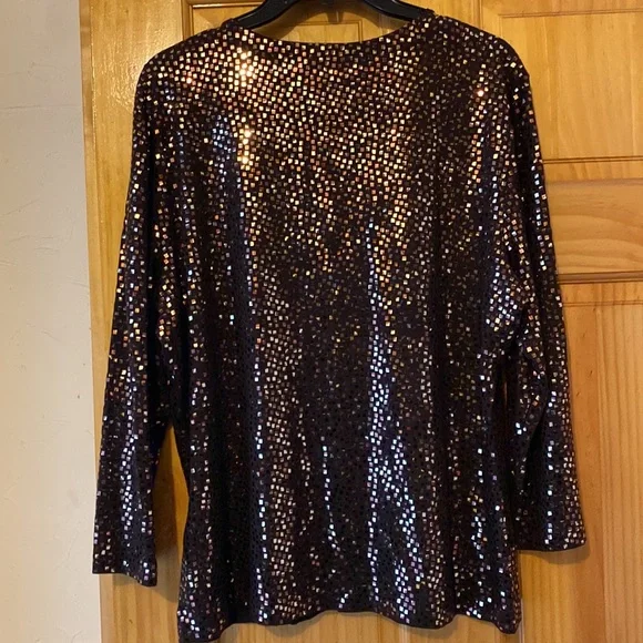 St.John Stunning Mahogany Gold Sparkling Top New With Tags